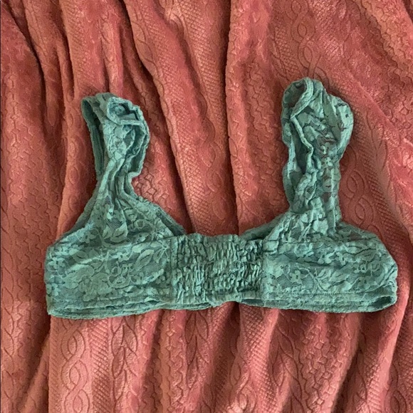 Pins & Needles Lace Top - Picture 3 of 4